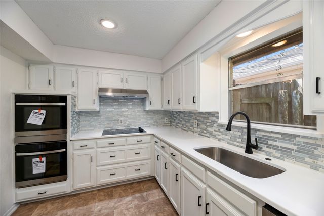 5603 Fireside Drive, Arlington, TX 76016