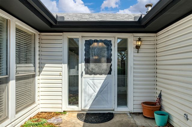 5603 Fireside Drive, Arlington, TX 76016