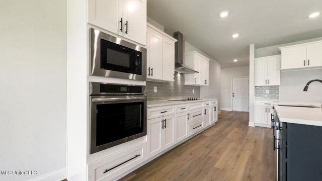 605 S Coral Lane, Pearl, MS 39208