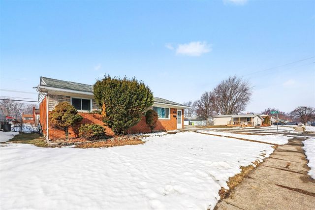 34353 Chope Place, Clinton Township, MI 48035