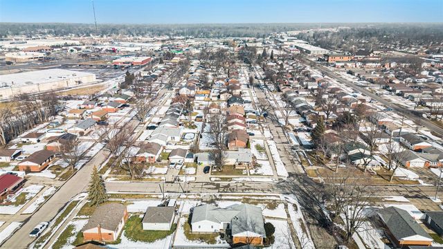 34353 Chope Place, Clinton Township, MI 48035