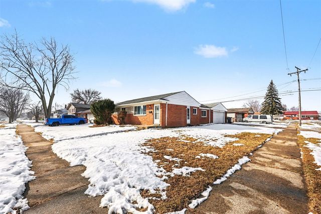 34353 Chope Place, Clinton Township, MI 48035