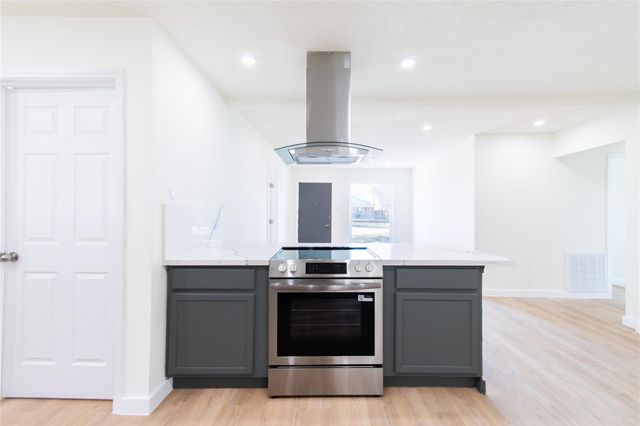 11810 Sorsby Way, Houston, TX 77047