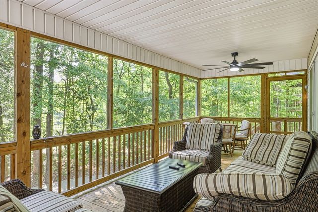 632 Rocky Trail, Westminster, SC 29693