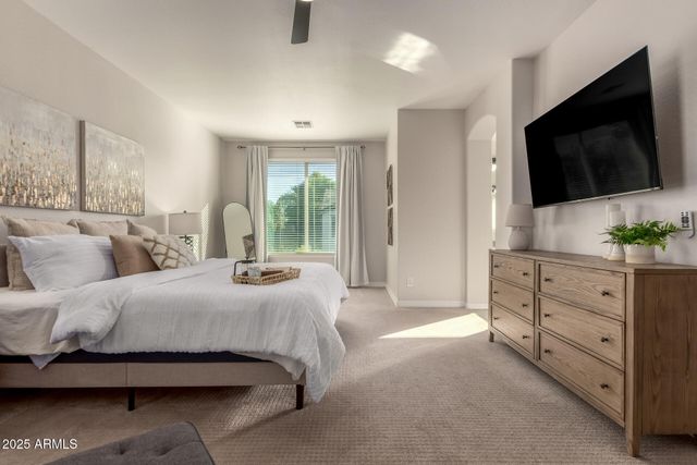 3955 E MESQUITE Street, Gilbert, AZ 85296