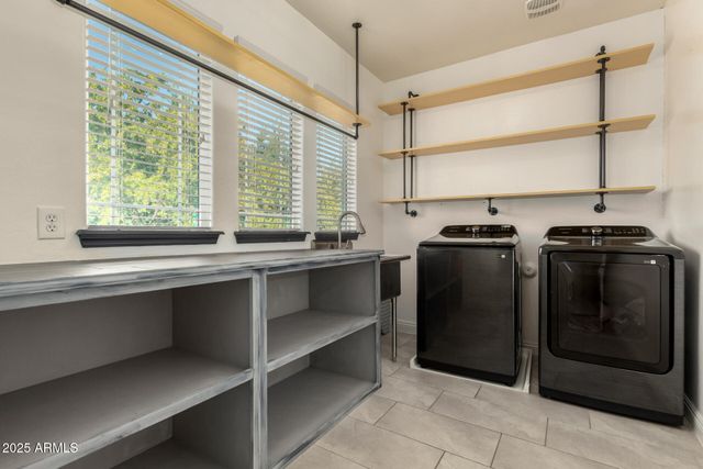 3955 E MESQUITE Street, Gilbert, AZ 85296