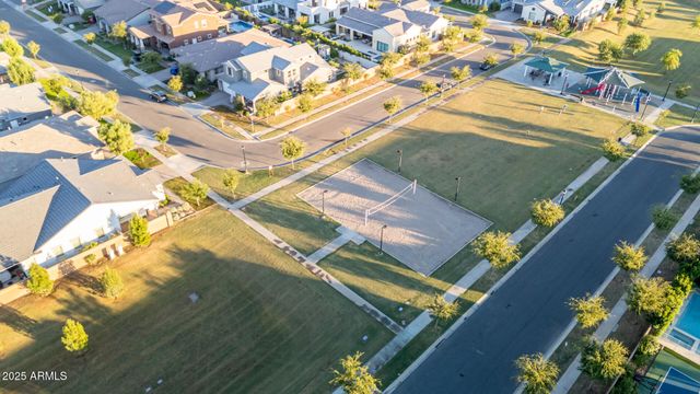 3955 E MESQUITE Street, Gilbert, AZ 85296