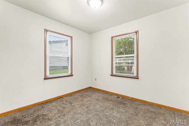 23 S 9th Street, Belleville, IL 62220