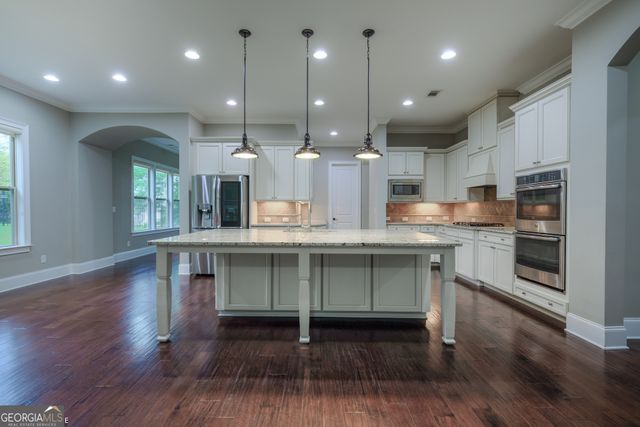 6050 Gallop Court, Suwanee, GA 30024