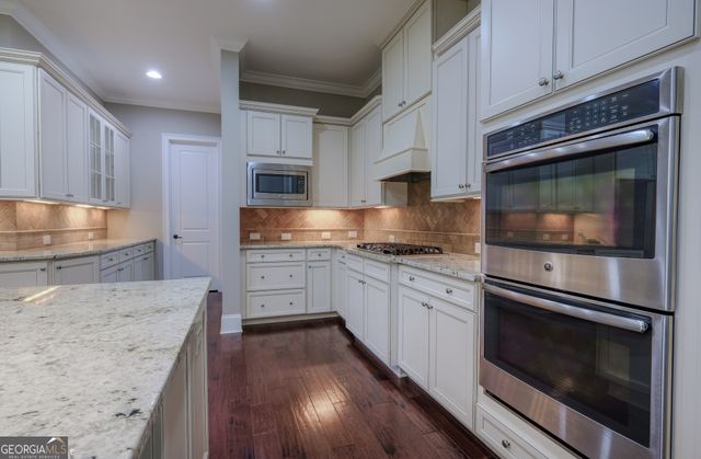 6050 Gallop Court, Suwanee, GA 30024