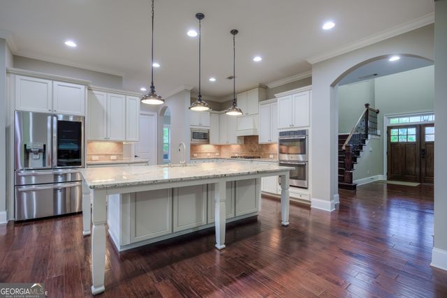 6050 Gallop Court, Suwanee, GA 30024