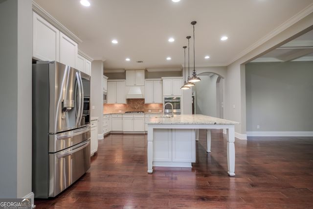 6050 Gallop Court, Suwanee, GA 30024