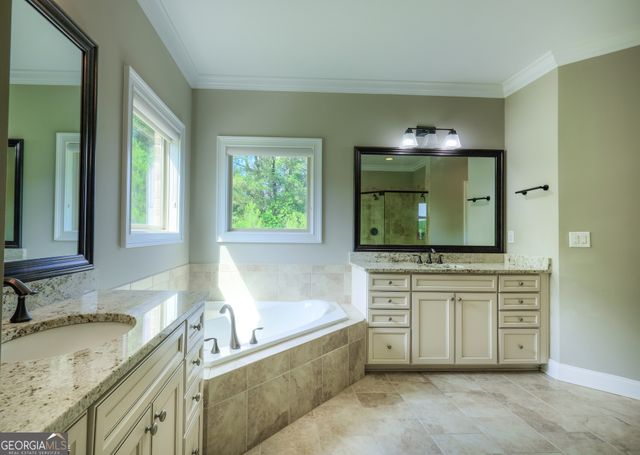 6050 Gallop Court, Suwanee, GA 30024