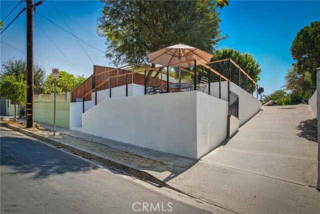 6150 Strickland Avenue, Los Angeles, CA 90042