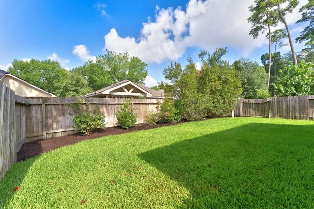 31 Bark Bend Place, The Woodlands, TX 77385