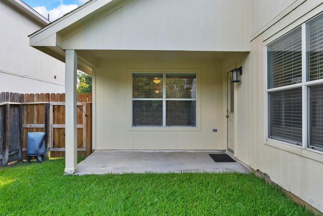 31 Bark Bend Place, The Woodlands, TX 77385