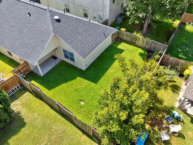 31 Bark Bend Place, The Woodlands, TX 77385