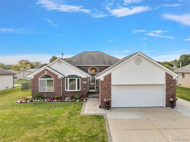 36647 Cecilia Drive, Sterling Heights, MI 48312