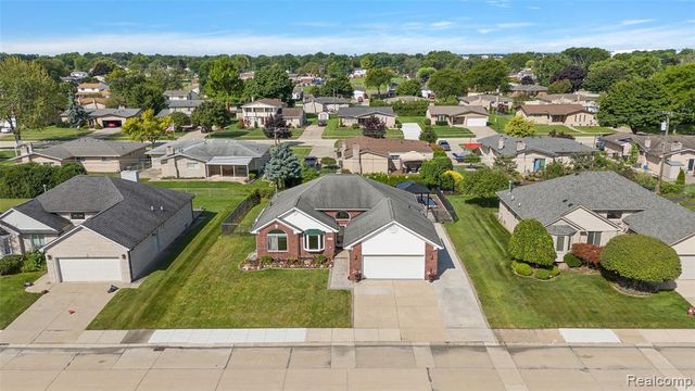 36647 Cecilia Drive, Sterling Heights, MI 48312