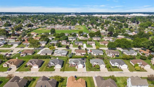 36647 Cecilia Drive, Sterling Heights, MI 48312