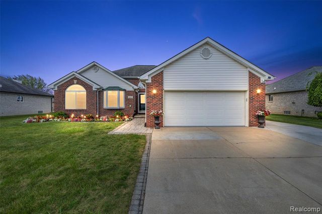 36647 Cecilia Drive, Sterling Heights, MI 48312