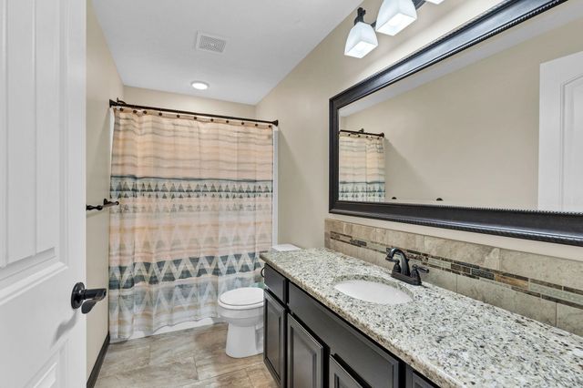 932 Cedar Brook Cir, Mulvane, KS 67110