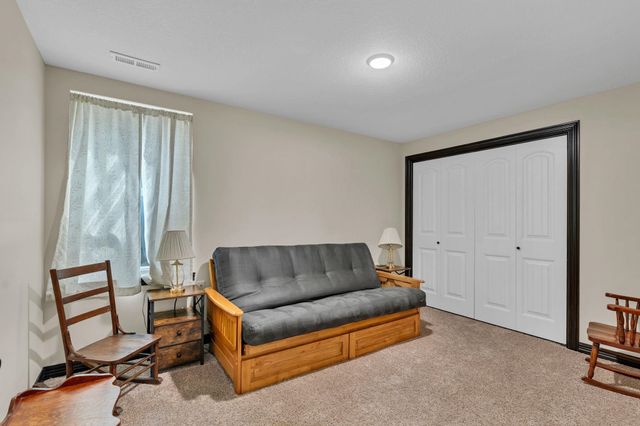 932 Cedar Brook Cir, Mulvane, KS 67110