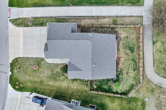 932 Cedar Brook Cir, Mulvane, KS 67110