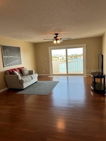 285 107TH AVENUE 606, Treasure Island, FL 33706