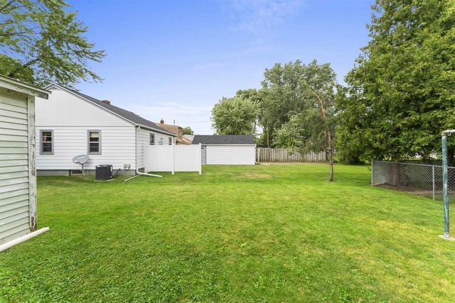 1779 E MASON STREET, Green Bay, WI 54302