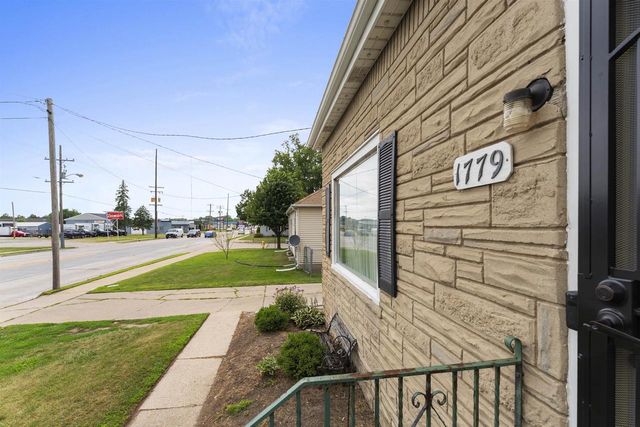 1779 E MASON STREET, Green Bay, WI 54302