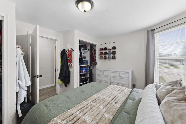 1779 E MASON STREET, Green Bay, WI 54302