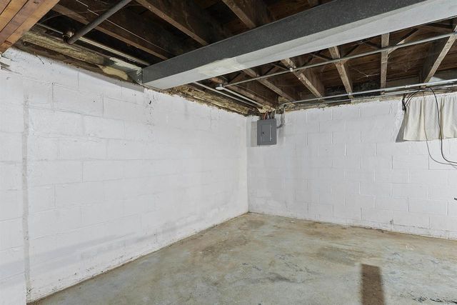 1779 E MASON STREET, Green Bay, WI 54302