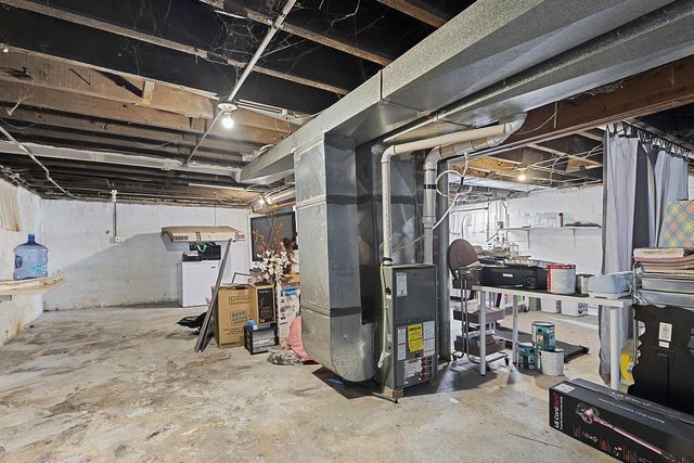 1779 E MASON STREET, Green Bay, WI 54302