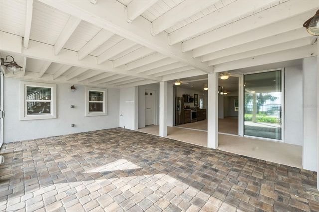 8026 NE 221ST STREET, Melrose, FL 32666