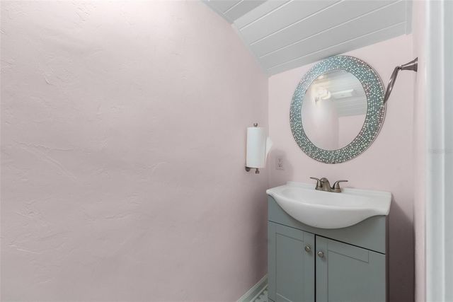 8026 NE 221ST STREET, Melrose, FL 32666
