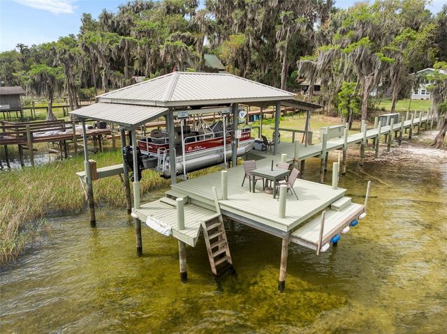 8026 NE 221ST STREET, Melrose, FL 32666