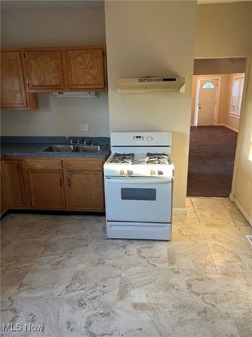 14022 Jenne Avenue, Cleveland, OH 44110