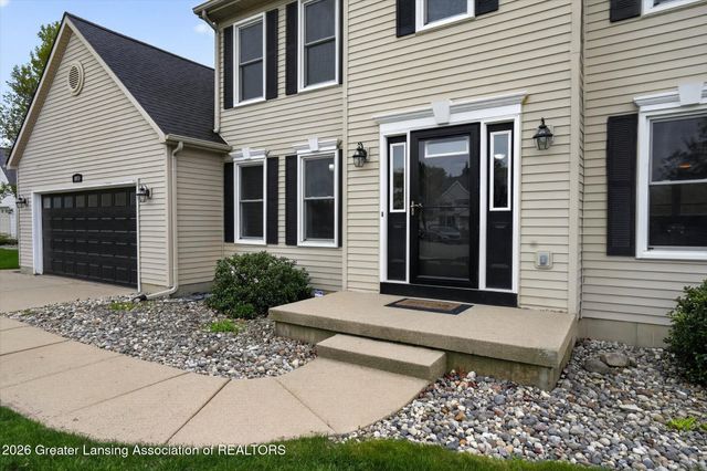 1075 Lacosta Drive, Dewitt, MI 48820