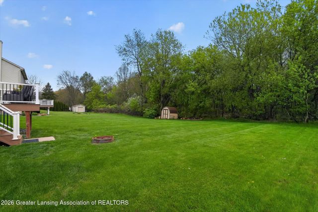 1075 Lacosta Drive, Dewitt, MI 48820