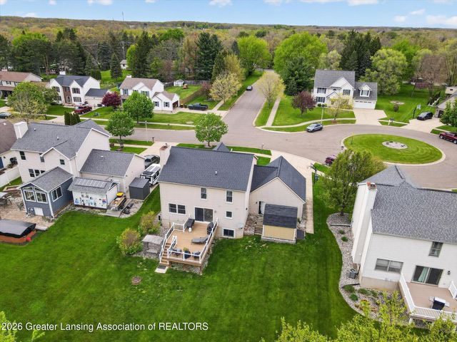 1075 Lacosta Drive, Dewitt, MI 48820