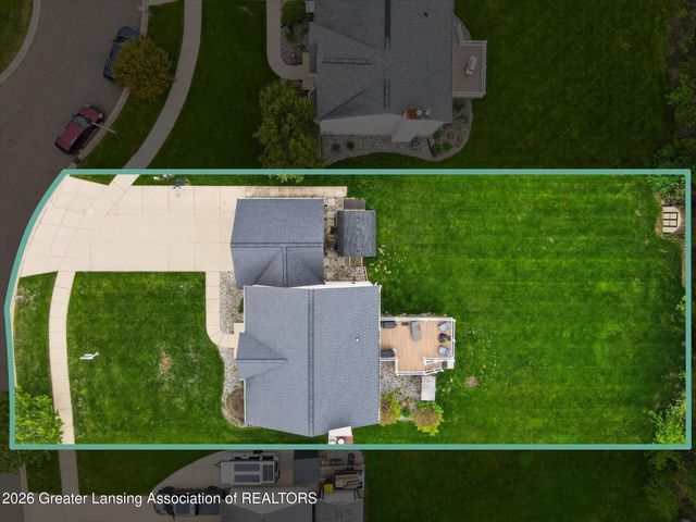 1075 Lacosta Drive, Dewitt, MI 48820