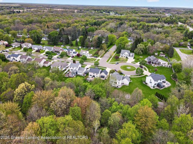 1075 Lacosta Drive, Dewitt, MI 48820
