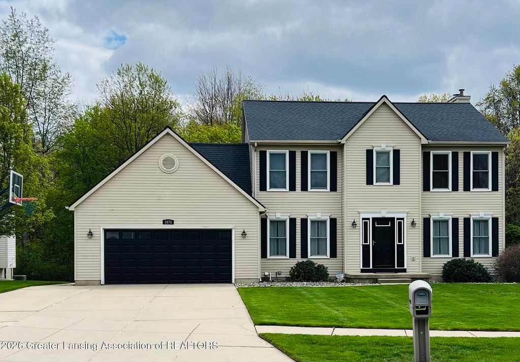 1075 Lacosta Drive, Dewitt, MI 48820