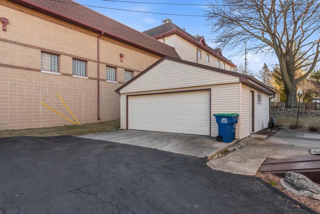 1424-1426 12th AVENUE, Grafton, WI 53024