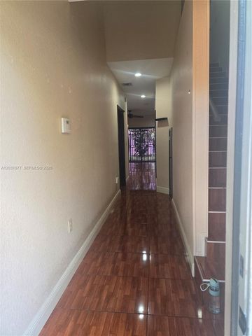 1461 SW 40th Terrace 1, Fort Lauderdale, FL 33317