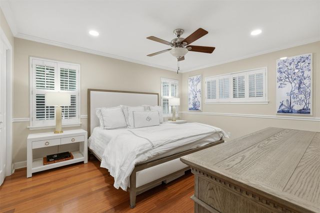 6236 Locke Lane, Houston, TX 77057