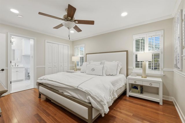 6236 Locke Lane, Houston, TX 77057