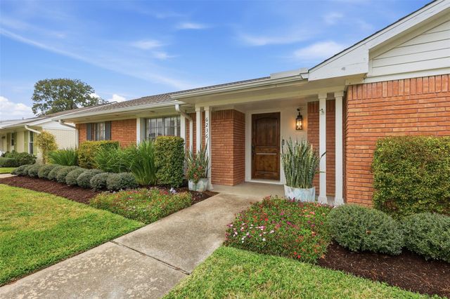 6236 Locke Lane, Houston, TX 77057