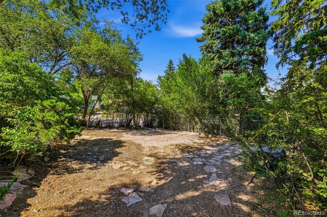655 Skyline Avenue, Colorado Springs, CO 80905